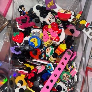 CROCS Fun Cartoon Shoe Charms Set - Multicolor